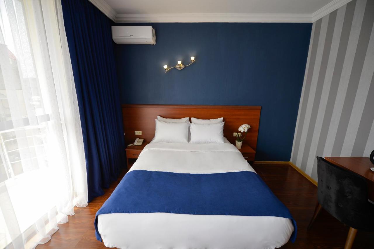 Aura Boutique Hotel باتومي المظهر الخارجي الصورة